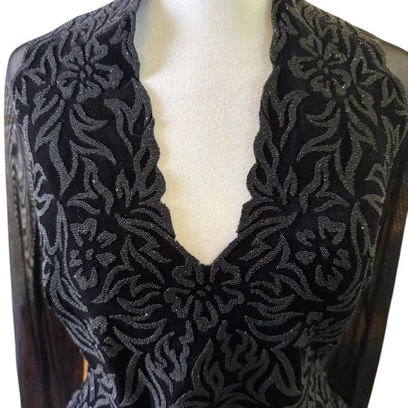 Tadashi Vintage Black Velvet Beaded Mesh Sleeve V-Neck Party Evening Top M - Picture 10 of 12